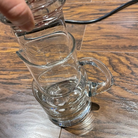 vintage tiffany glassware - selling as a set - Picture 6 of 10